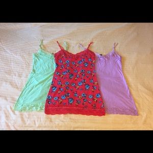 NWOT 3 Bozzolo V-Neck Lace Tank Tops